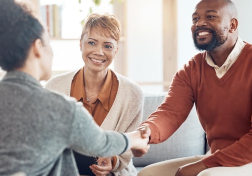 Is it better to get mortgage from lender or bank?